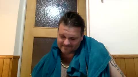 Snapshot of xyloreto80 chatting on March 11, 6:19 pm xyloreto80 online show from March 11, 6:19 pm