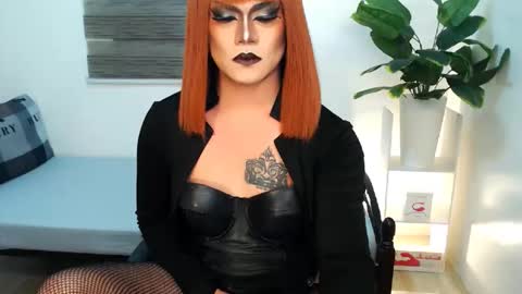 QueenMarina online show from February 23, 9:01 pm