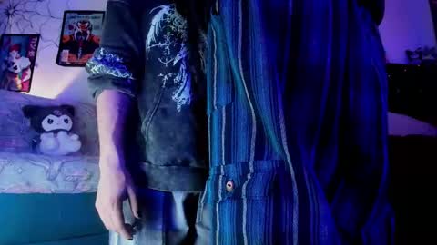 xzerox_ online show from February 7, 7:28 pm