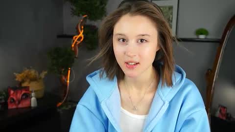 April online show from February 4, 10:10 am