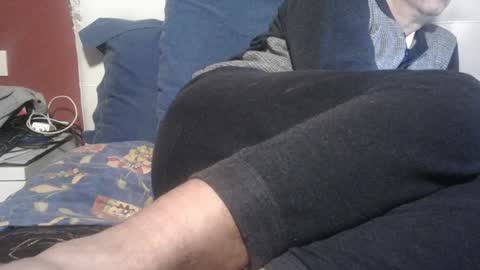 Snapshot of yahe2010 chatting on January 18, 12:46 am grillino online show from January 18, 12:46 am