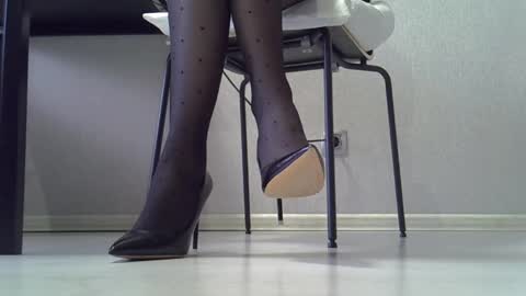 Snapshot of yahi_ko chatting on April 9, 7:47 am Dina online show from April 9, 7:47 am