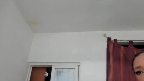 Snapshot of yailin_04 chatting on July 28, 6:42 pm yailin_04 online show from July 28, 6:42 pm