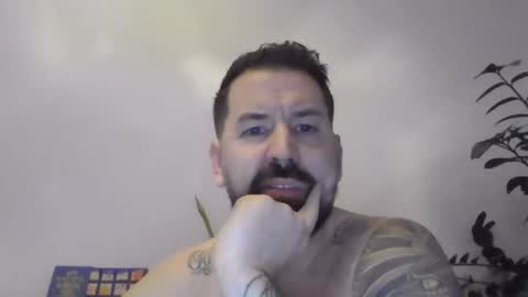 Snapshot of yakijoe chatting on December 4, 11:02 pm yakijoe online show from December 4, 11:02 pm