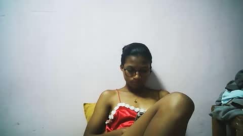 Snapshot of yalane chatting on November 20, 11:43 am yalane online show from November 20, 11:43 am