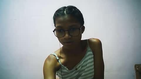 Snapshot of yalane chatting on November 28, 6:10 pm yalane online show from November 28, 6:10 pm