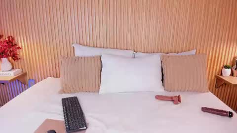 Yalezka online show from June 13, 4:43 am