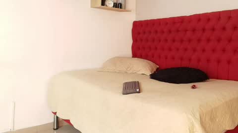 yamile_nieto online show from June 7, 12:09 pm