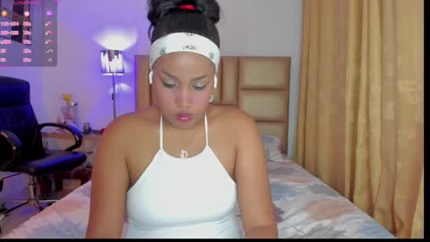 Naomi online show from September 21, 7:15 pm