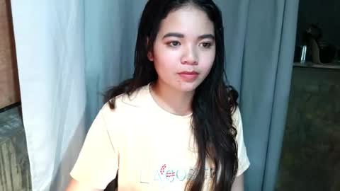 Snapshot of yana_summerr chatting on March 16, 11:58 am YANA online show from March 16, 11:58 am