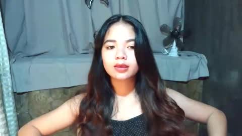 Snapshot of yana_summerr chatting on March 24, 3:17 pm YANA online show from March 24, 3:17 pm