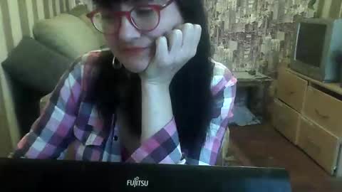 yanafiesta online show from November 17, 1:17 pm