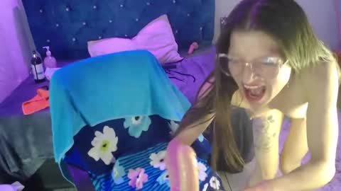 Snapshot of yandal__iris chatting on March 6, 5:42 pm Yandal online show from March 6, 5:42 pm