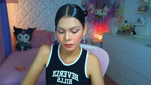 Snapshot of yang_audreylone chatting on September 21, 7:48 pm YANG AUDREY LONE online show from September 21, 7:48 pm