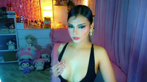 YANG AUDREY LONE online show from July 20, 9:28 pm