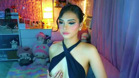 YANG AUDREY LONE online show from July 28, 2:18 am