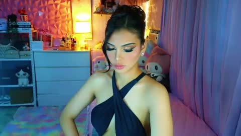 YANG AUDREY LONE online show from July 30, 2:32 am