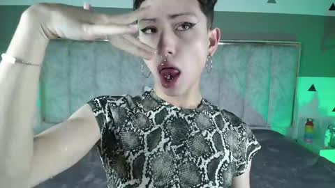 YANG online show from May 7, 11:26 am