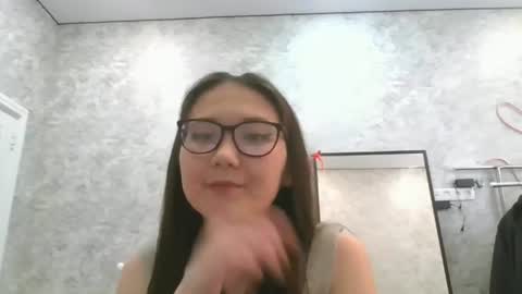 Chloe online show from June 14, 6:37 am