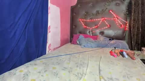 Snapshot of yani_69 chatting on April 12, 3:11 am yani 69 online show from April 12, 3:11 am