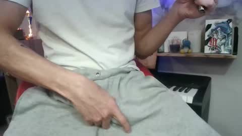 yannsolo8106 online show from November 13, 6:01 am