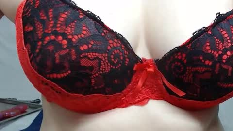 Snapshot of yao_mei chatting on October 31, 11:50 pm Yao Mei online show from October 31, 11:50 pm