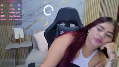 Yara  online show from November 17, 12:00 pm