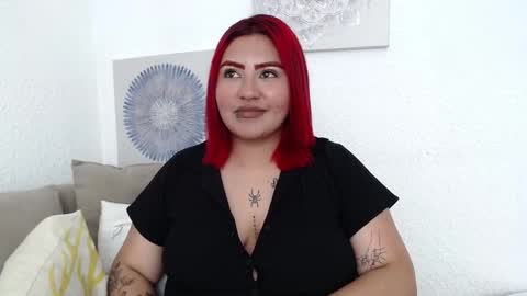 Snapshot of yara_flame chatting on October 20, 8:31 pm YARA online show from October 20, 8:31 pm