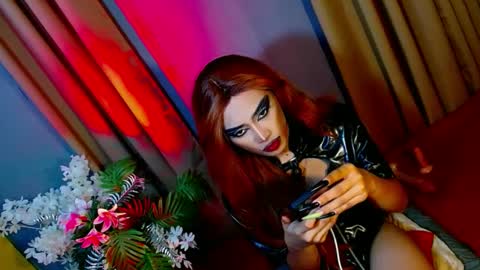 miss yasii online show from December 11, 9:34 pm