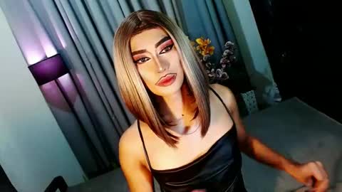 miss yasii online show from January 9, 2:22 am