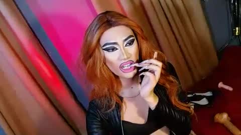 miss yasii online show from January 11, 6:12 pm
