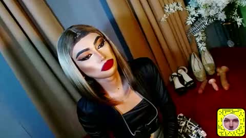 miss yasii online show from January 26, 6:16 pm