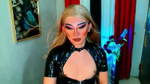 Snapshot of yasii19 chatting on October 22, 4:40 pm miss yasii online show from October 22, 4:40 pm