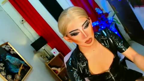 Snapshot of yasii19 chatting on November 19, 5:46 pm miss yasii online show from November 19, 5:46 pm