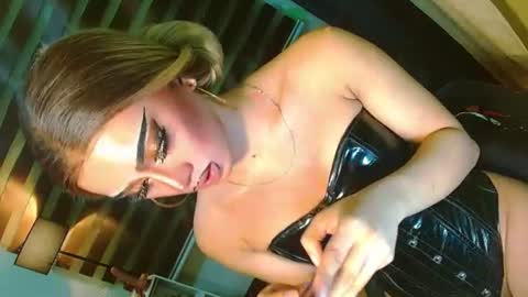 miss yasii online show from June 13, 2:04 pm