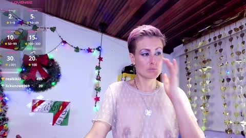 Yasemin online show from December 27, 11:10 pm