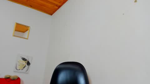 Yasemin online show from January 10, 10:17 am