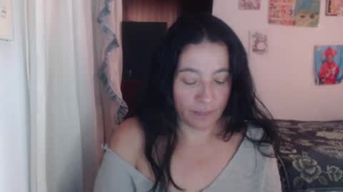 yasmin_love85 online show from January 30, 3:19 pm