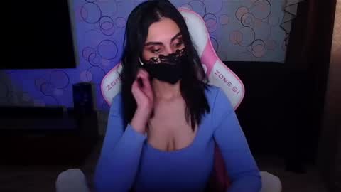 yasmina online show from February 14, 9:28 am