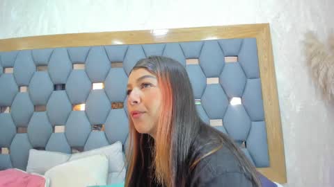 Snapshot of yayi_derek chatting on October 25, 11:40 am yayi derek  online show from October 25, 11:40 am