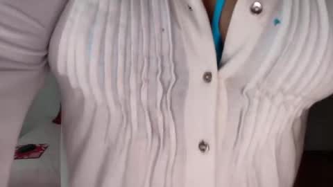 Snapshot of yayita_mature chatting on October 9, 10:08 pm yayita online show from October 9, 10:08 pm