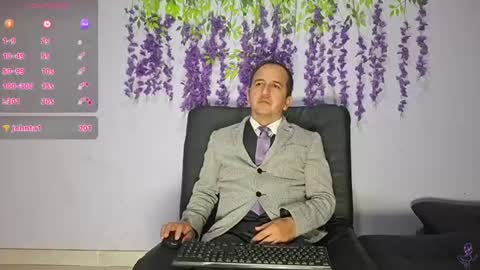 Hazzan y Greisy online show from June 18, 2:34 am