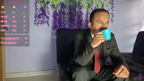 Hazzan y Greisy online show from June 18, 3:49 pm