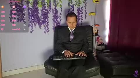 Hazzan y Greisy online show from June 30, 1:23 pm