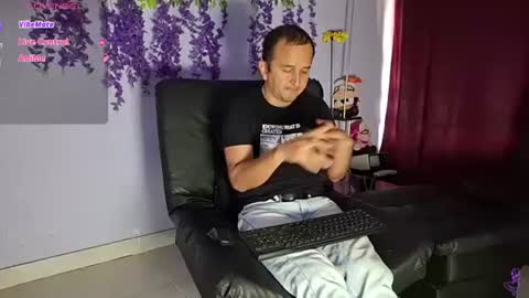 Hazzan y Greisy online show from July 2, 3:40 pm