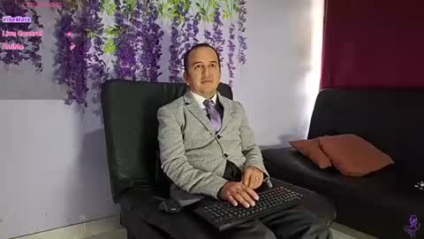 Hazzan online show from June 17, 2:40 pm