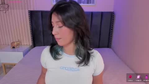 Snapshot of yazmin_rouse chatting on February 19, 12:22 pm Yazmin online show from February 19, 12:22 pm