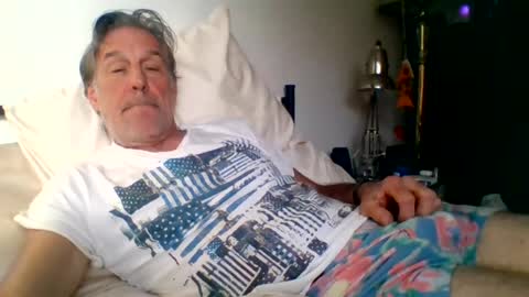 yeah_baby6988 online show from June 30, 2:12 am