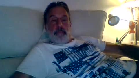 yeah_baby6988 online show from July 28, 4:08 am