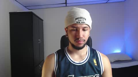 yeff online show from November 5, 2:22 am